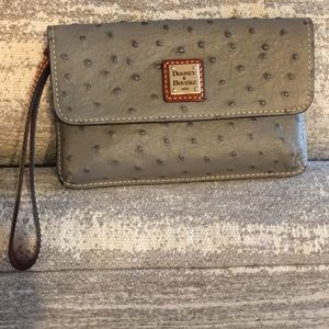 Dooney & Bourke wristlet